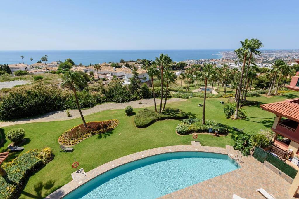 Benalmadena Luxury Apartment Екстер'єр фото